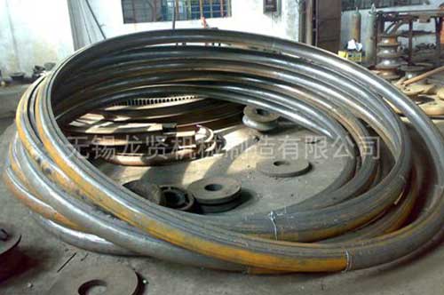 半圓管的特點(diǎn)是什么？